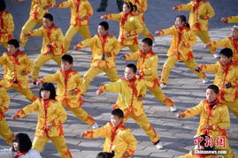 山西一小学课间操练形意拳 传承中华武术