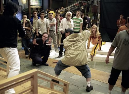 被港片养大的鬼才导演,拍出了一版全员恶人的美国 龙门客栈